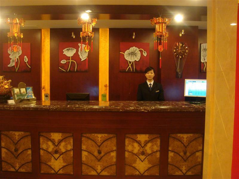Greentree Inn Heilongjiang Harbin Zhongyang Street Business Hotel Exterior photo