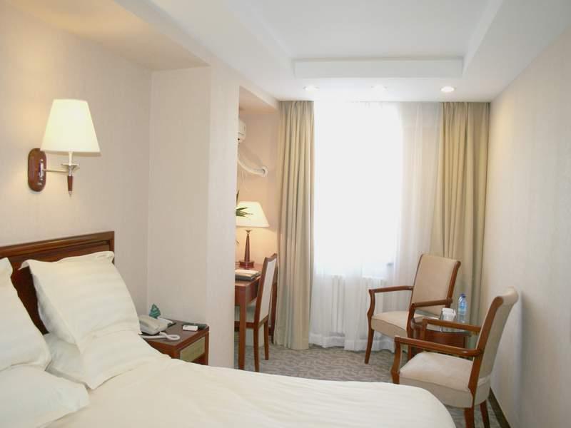 Greentree Inn Heilongjiang Harbin Zhongyang Street Business Hotel Exterior photo