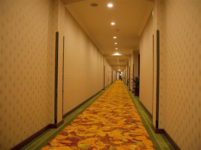 Greentree Inn Heilongjiang Harbin Zhongyang Street Business Hotel Exterior photo
