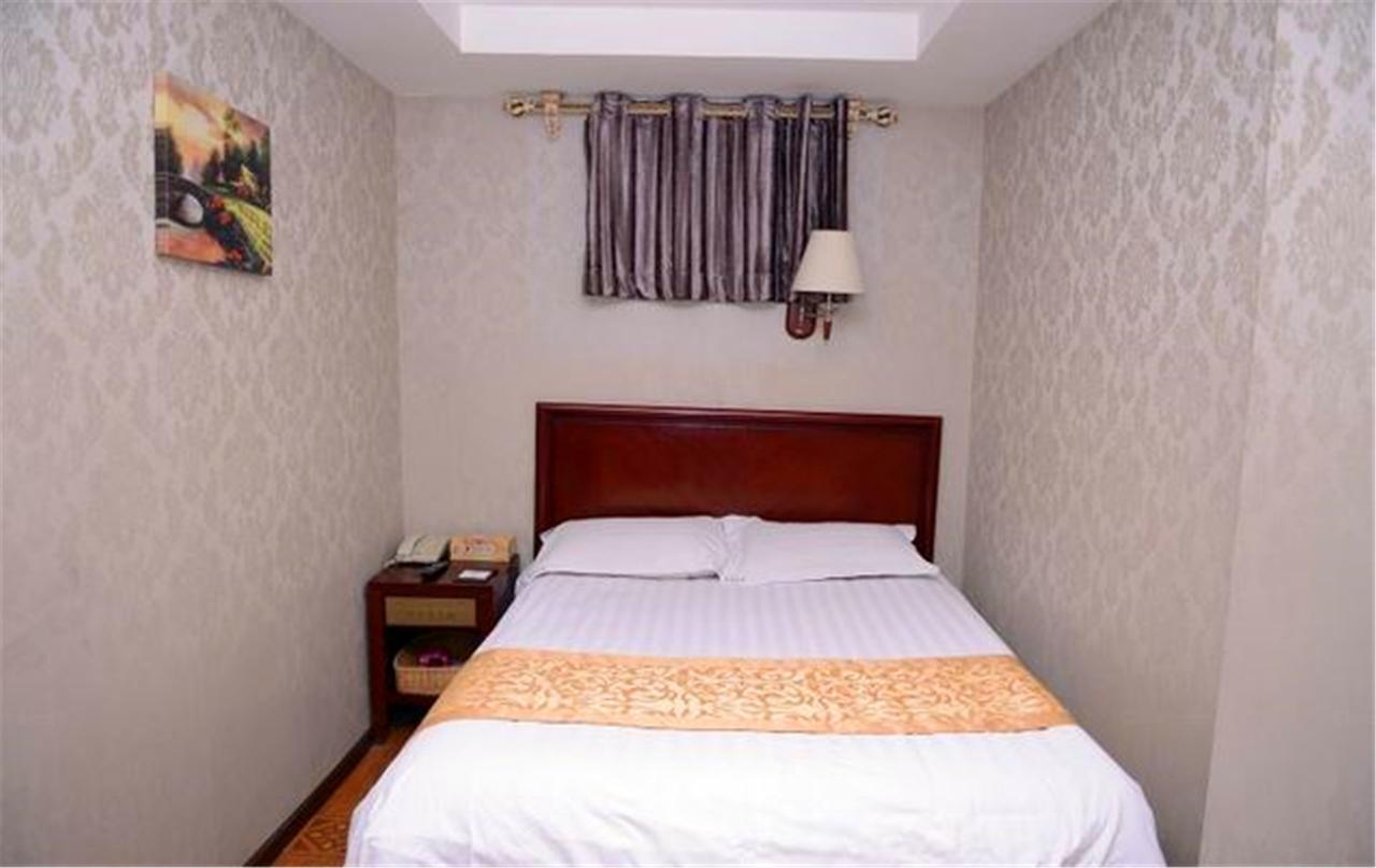 Greentree Inn Heilongjiang Harbin Zhongyang Street Business Hotel Exterior photo
