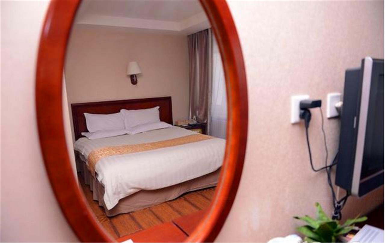 Greentree Inn Heilongjiang Harbin Zhongyang Street Business Hotel Exterior photo