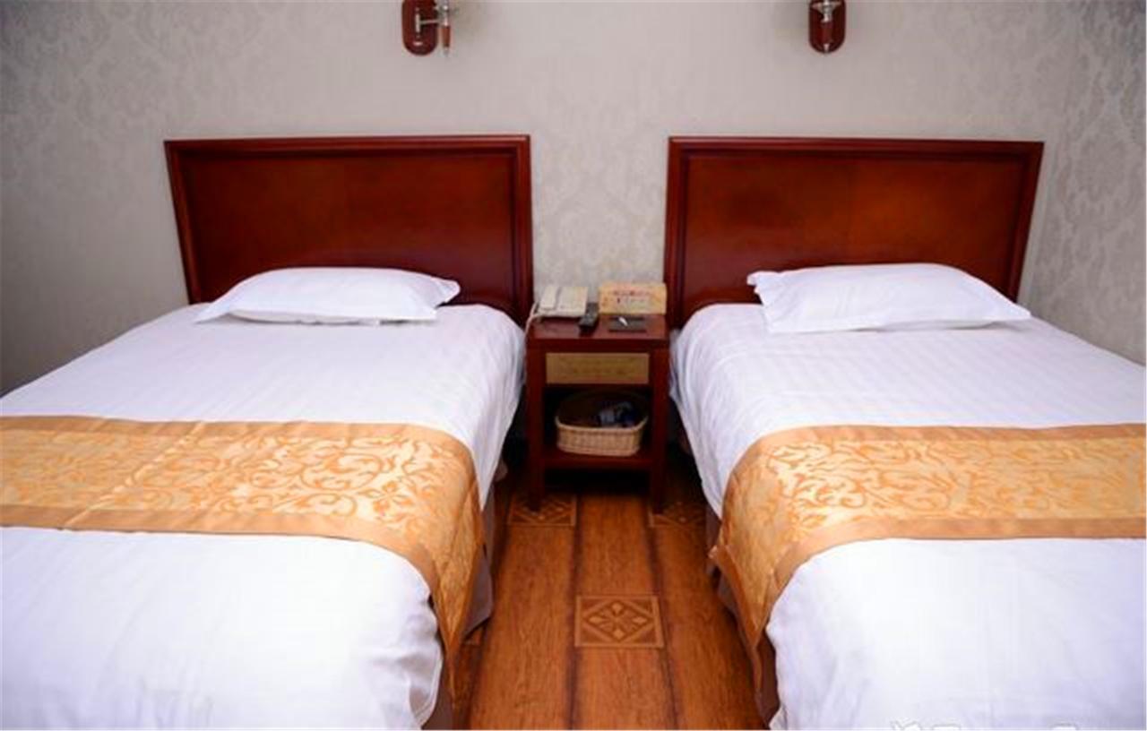 Greentree Inn Heilongjiang Harbin Zhongyang Street Business Hotel Exterior photo